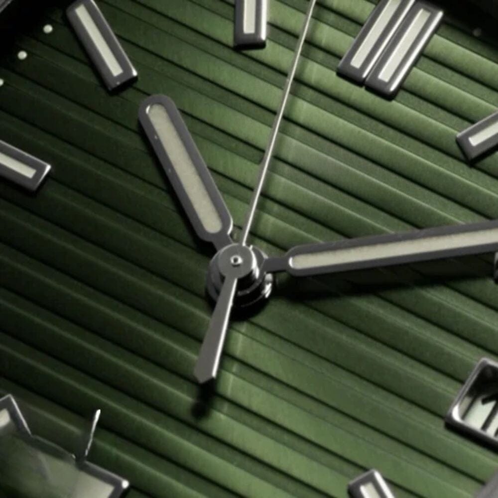 Nautilus 5711/1A-014 'Olive Green' Luxury Watch